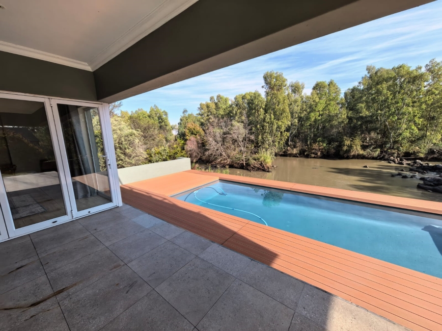 4 Bedroom Property for Sale in Vaal de Grace Golf Estate North West